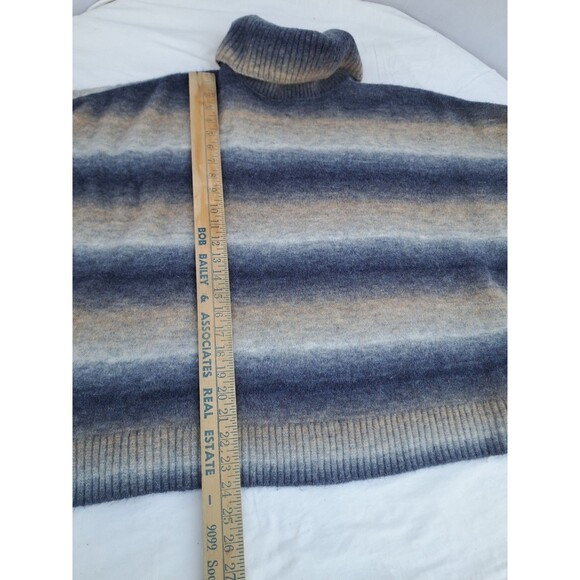 LOFT Womens Medium Sweater Pullover Turtle Neck Stripe Ombre Blue Oversized Soft - Picture 4 of 6